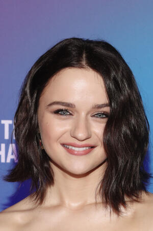 Joey King Biography | Fandango
